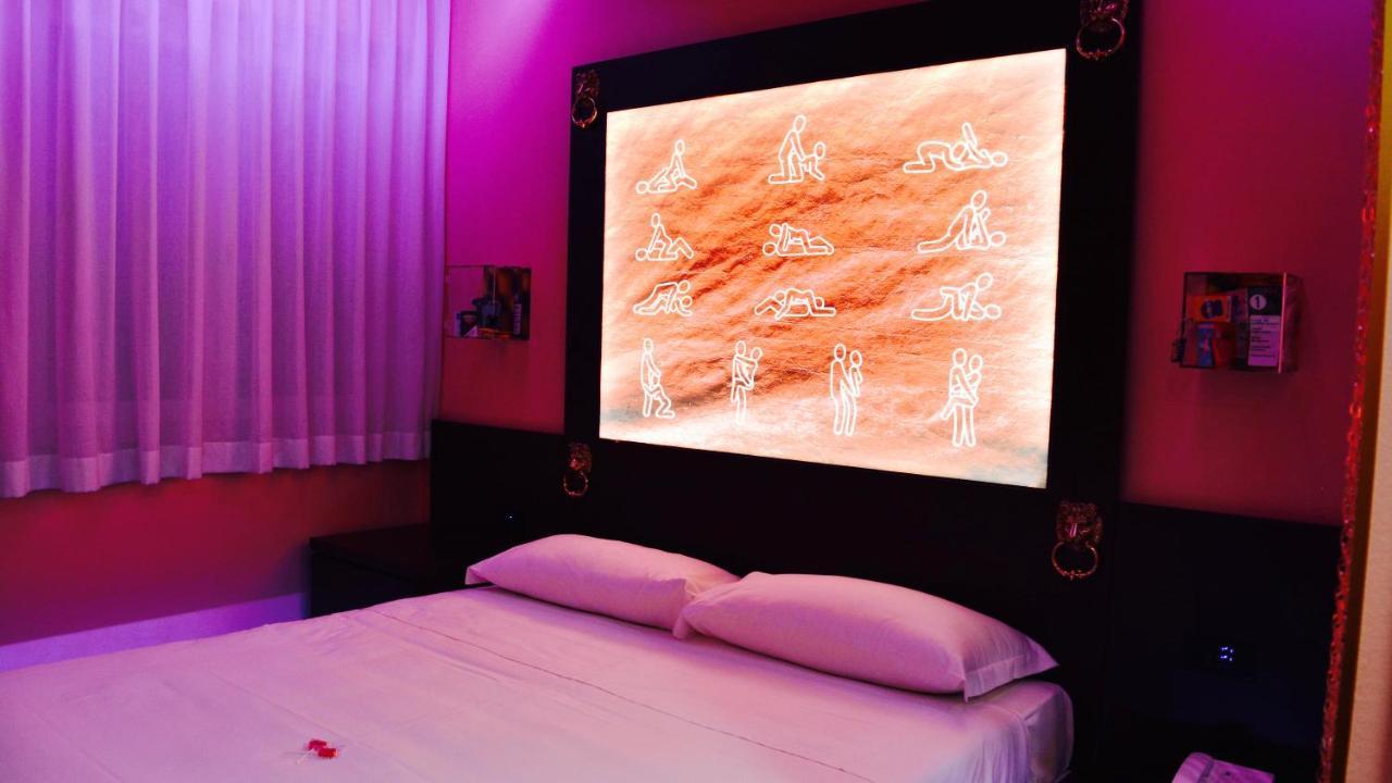 C Rooms - Love Motel Monza Cinisello Balsamo Exterior photo